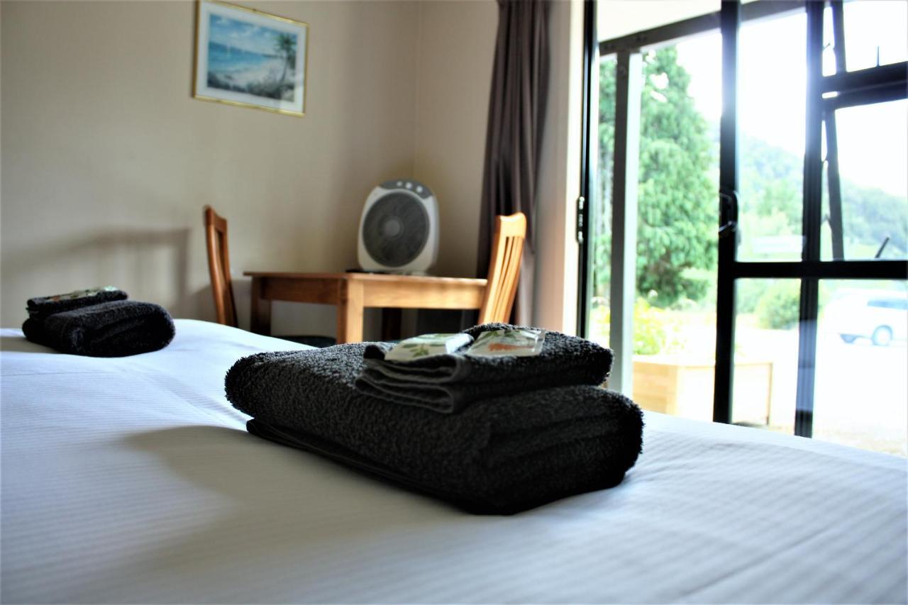 Owen River Tavern & Motels Luaran gambar