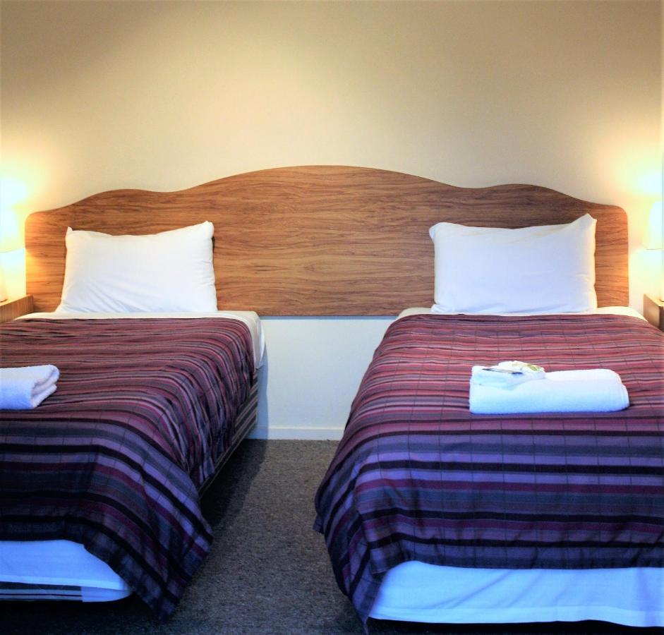 Owen River Tavern & Motels Luaran gambar